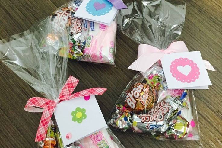 Recuerdos de dulces en bolsas