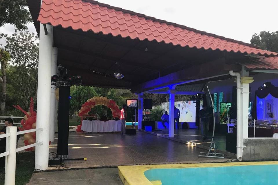 Sala de Fiestas Kuxhul Há