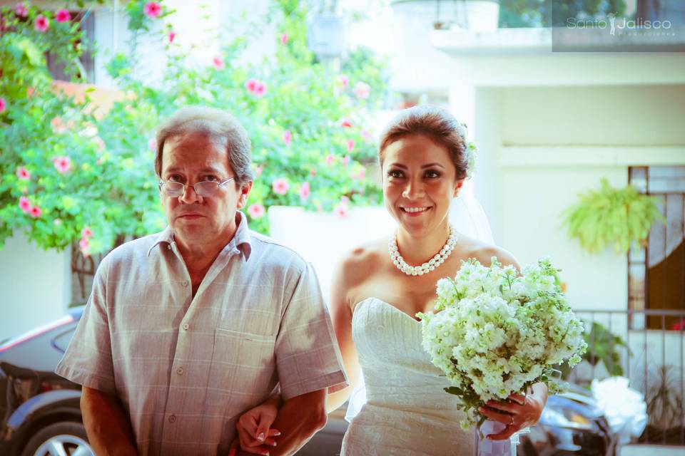 Entrada a la Iglesia