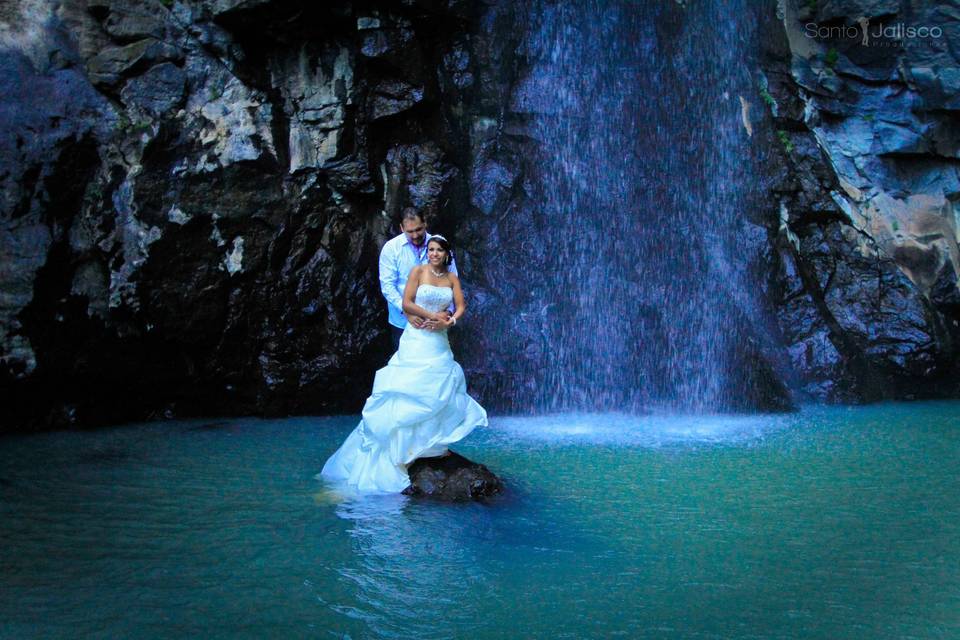 Trash the dress