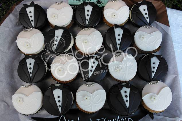 Cupcakes novia/novio