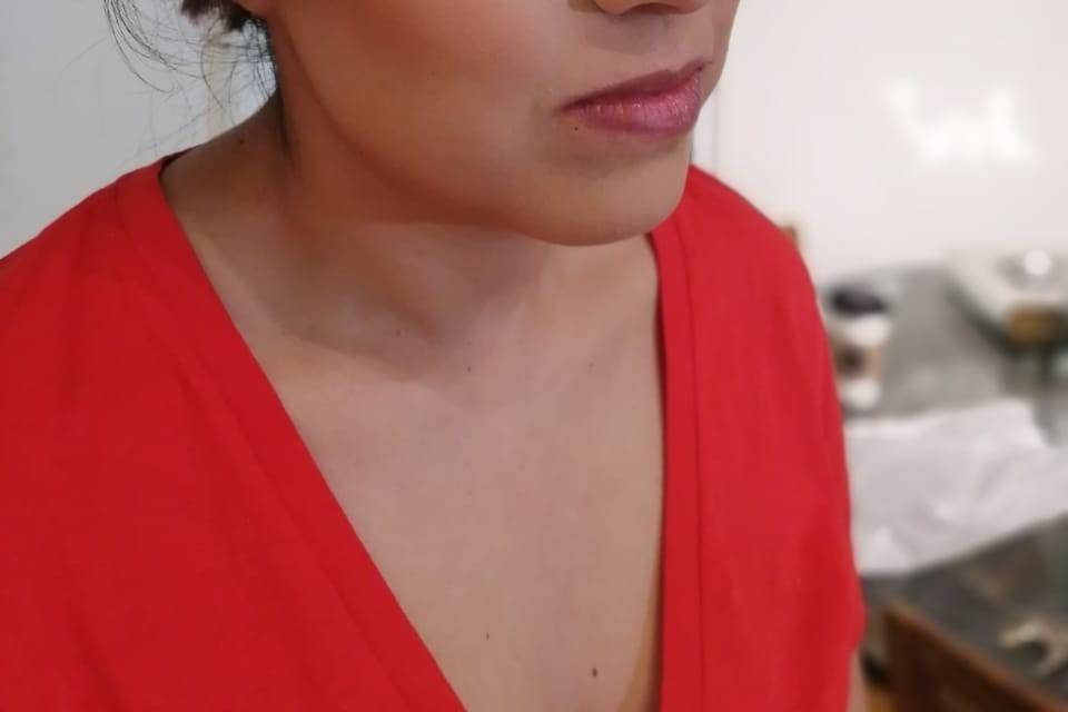 Sandy Tlaxca Makeup