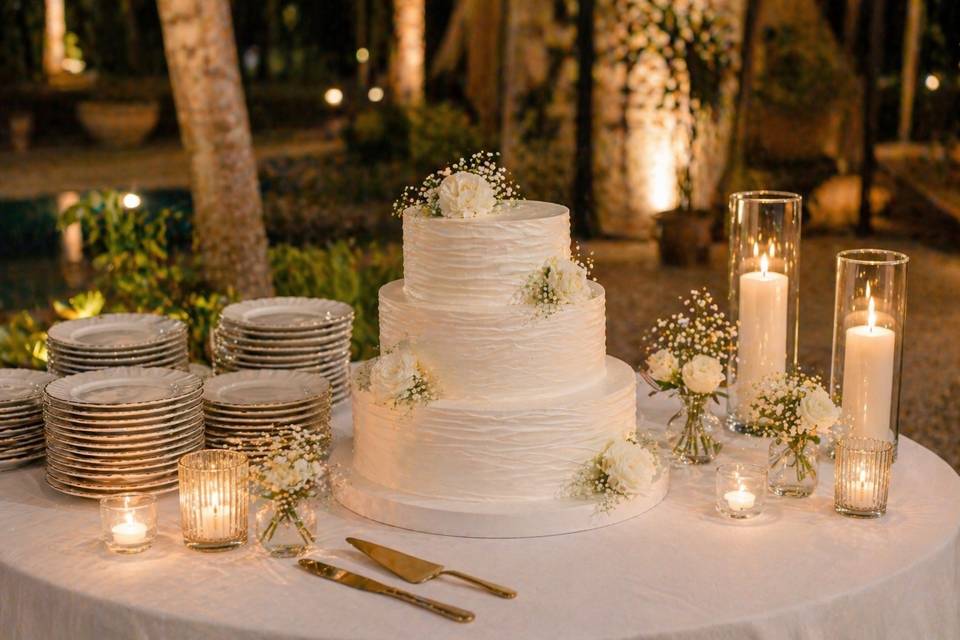 Wedding cake presentation