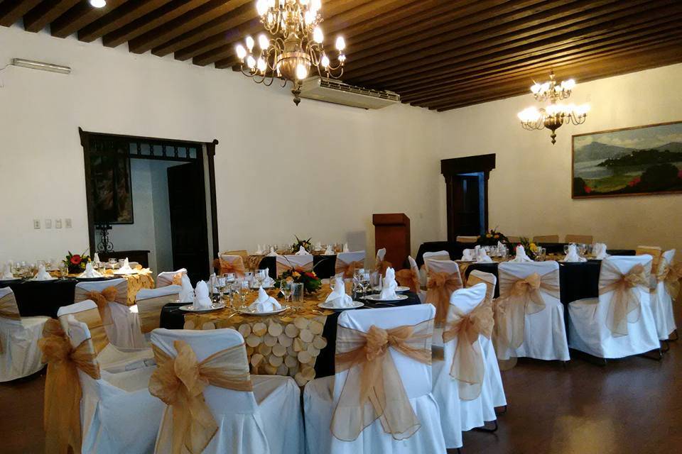 Salón Diligencia: Cena formal