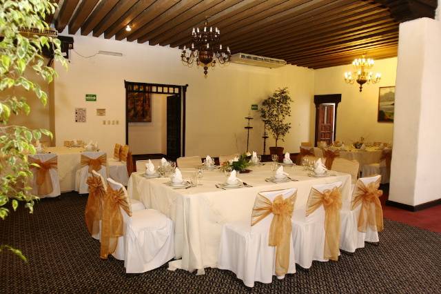 Salón Diligencia: Cena formal