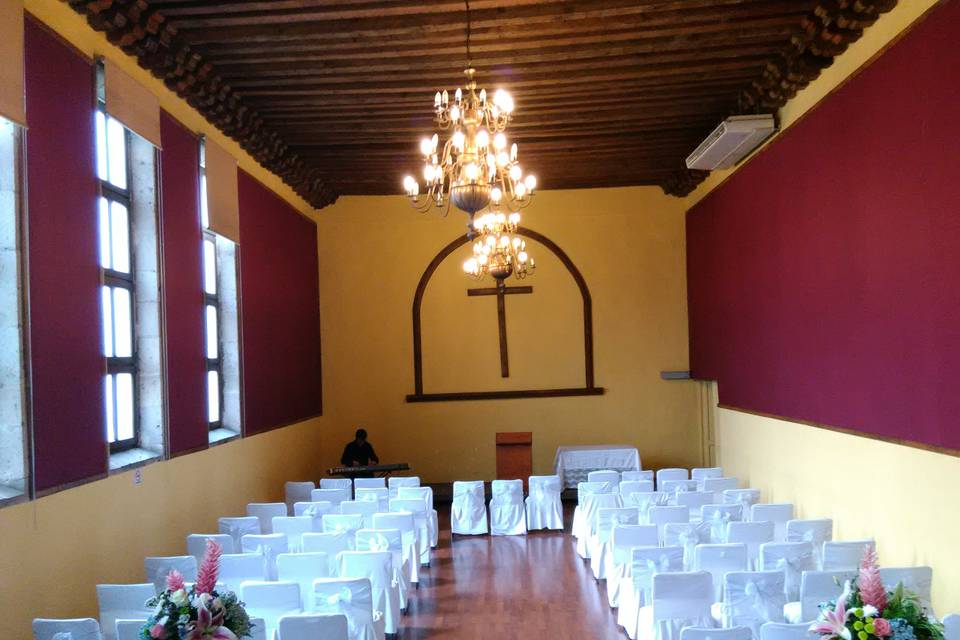 Salón Capilla: Boda Civil