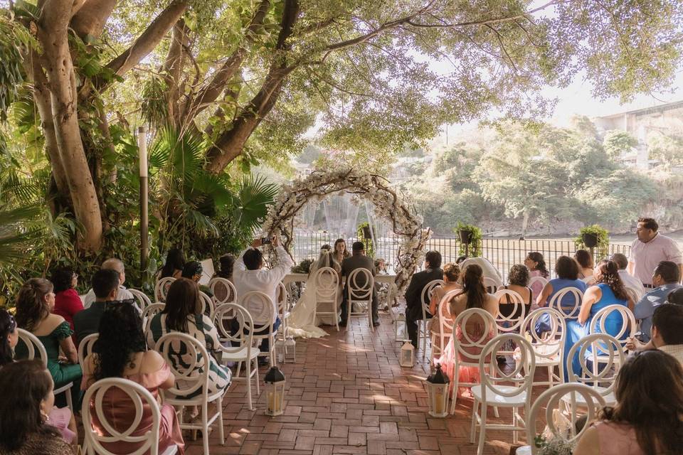 Gaby Garrido - Event Planner