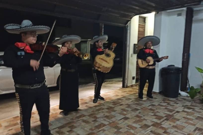 Mariachi Juvenil Contreras