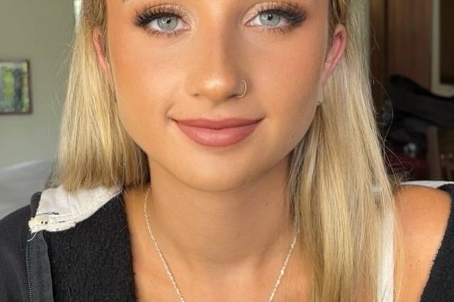 Brenda Cuga Make-up