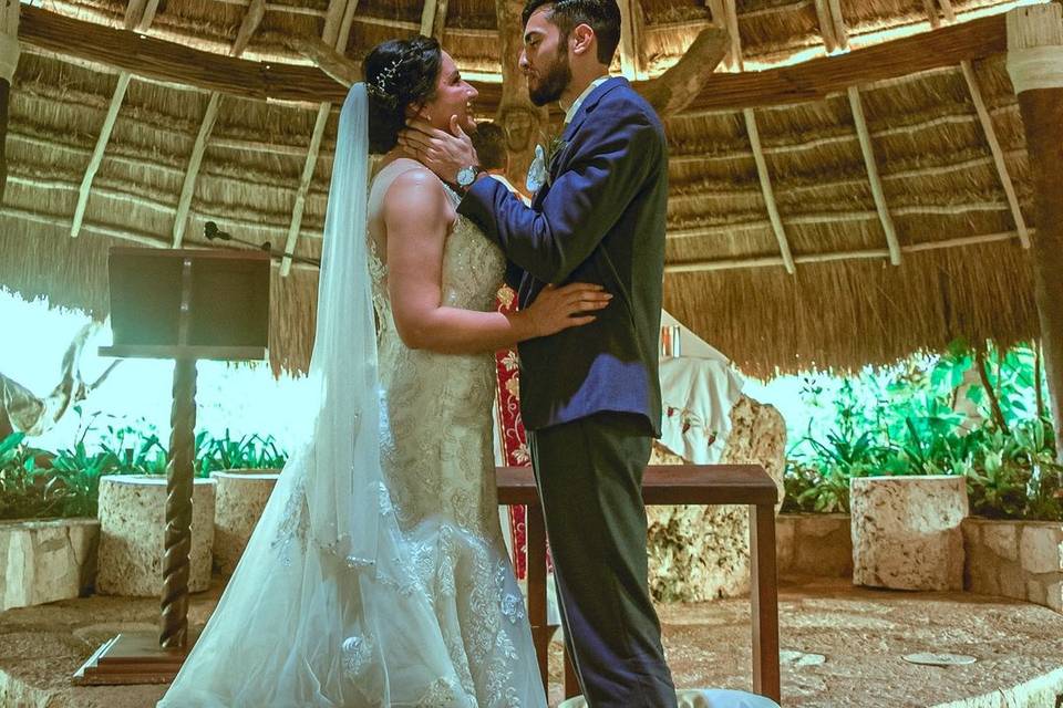 Olga & Stefano Occident Xcaret