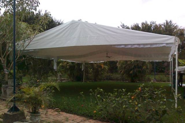 Carpa de 6x4 - Renta de mobiliario para eventos