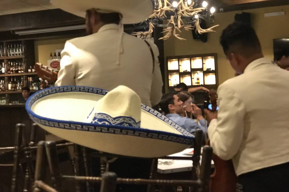 Mariachi Real de Cumbres