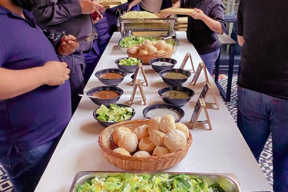 Entrada de ensalada y pasta