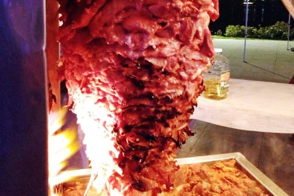 Tornafiesta trompo al pastor