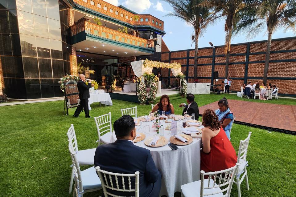 Crea momentos únicos en jardín