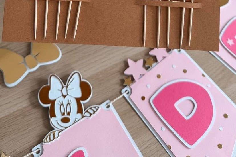 Cake toppers