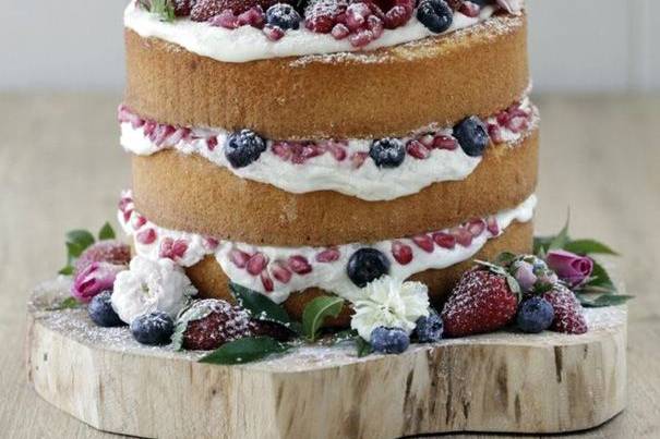 Naked cake