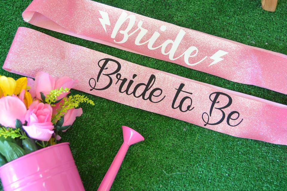 Banda para damas y novia