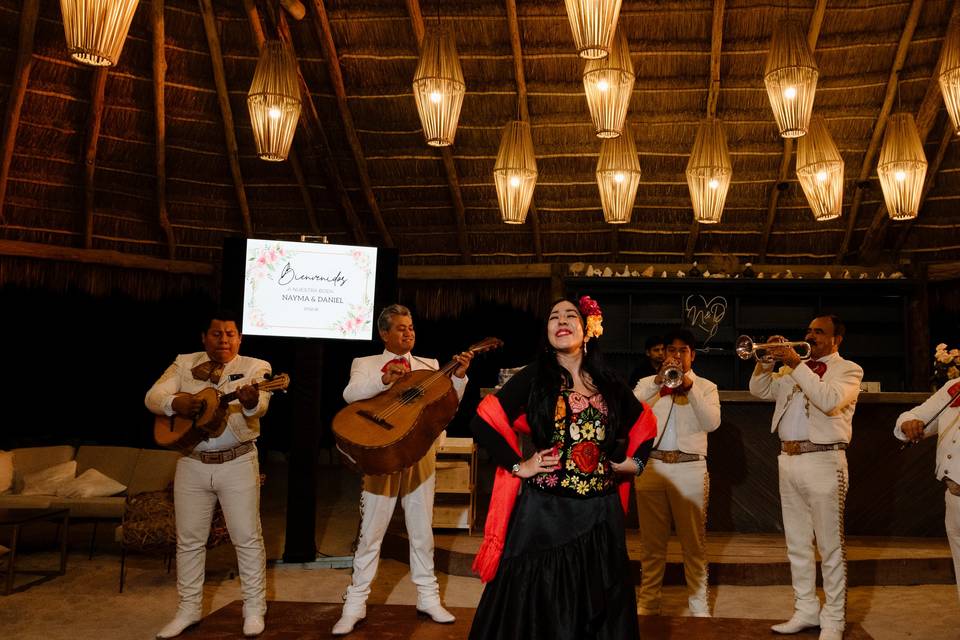 MARIACHI