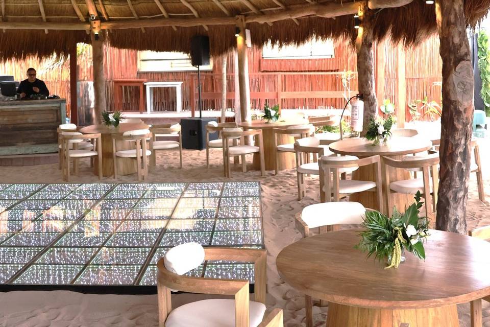 Cena en palapa