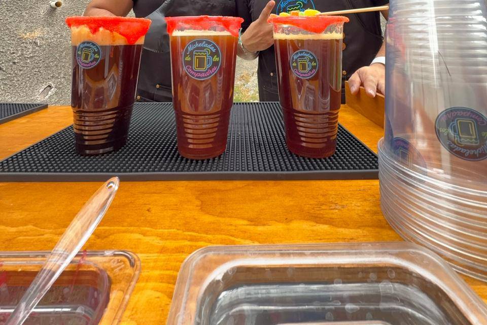 Micheladas de los compadres