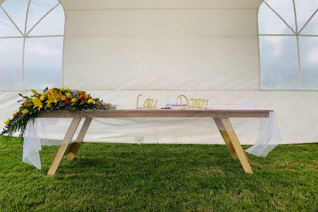 Mesa de novios