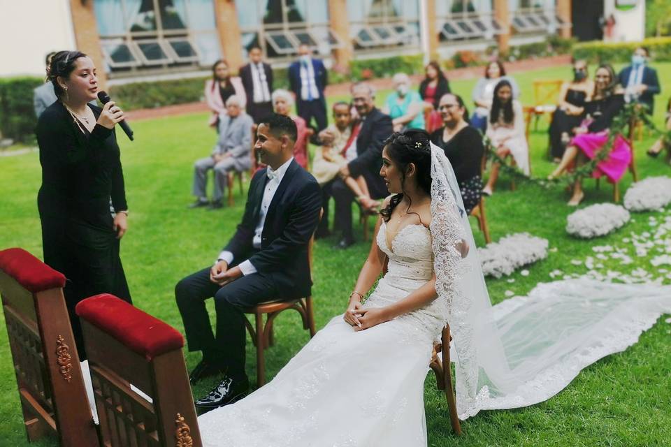 Boda Simbólica - Oficiante de ceremonia