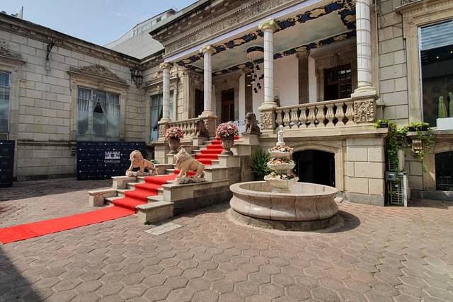 Entrada principal alfombra