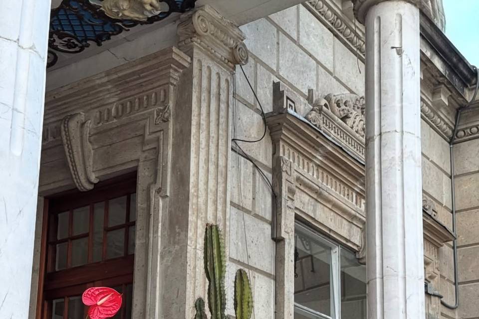 Exterior 6