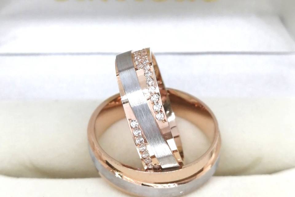 Anillo 14k diamante