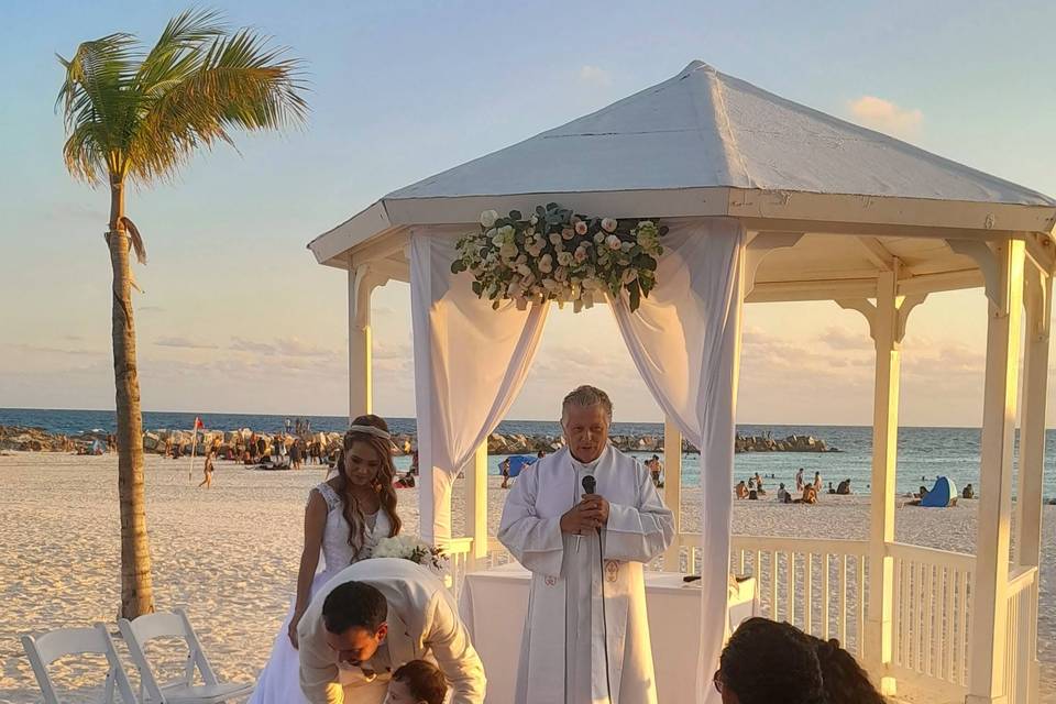 Boda en Gazebo Playa