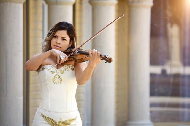 Isabella  Violinista