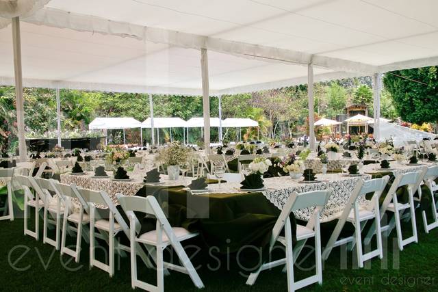 Mobiliario para el banquete
