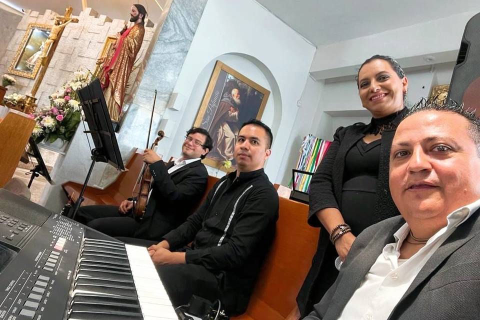 Ensamble Ad Libitum