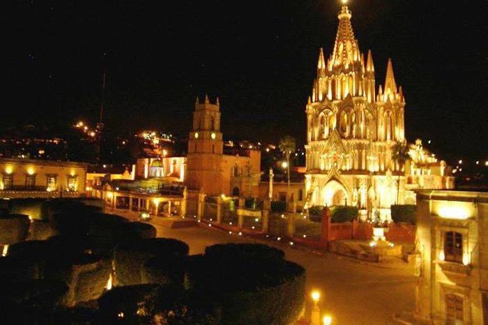 Agencia Turismo Azteca