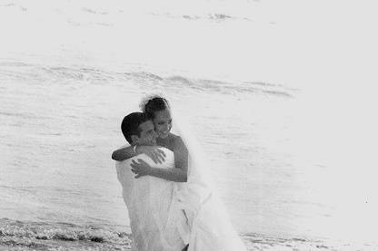 Novios en playa