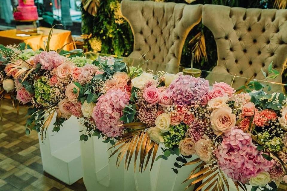 Mesa principal colorida