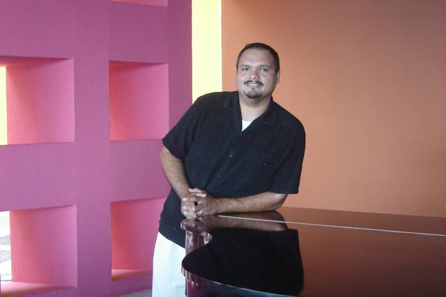 Tecladista y pianista