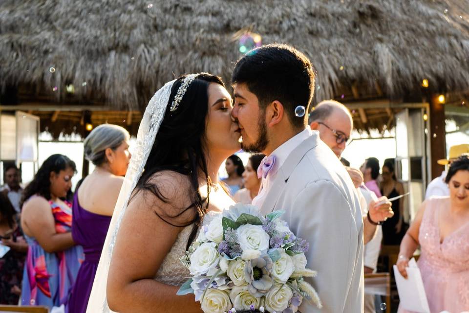 PAREJA