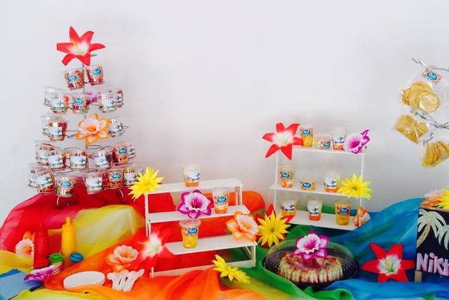 Candy & Salty Tables