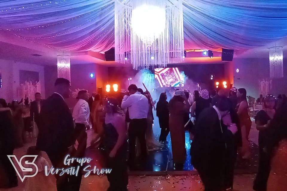 Grupo Versátil Show