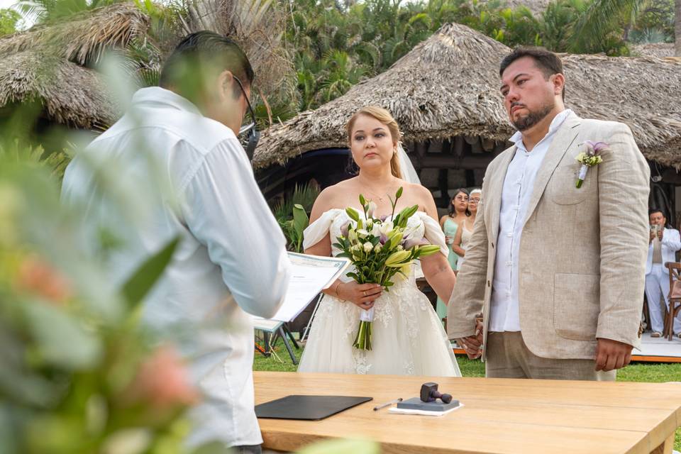 Casa Bichu, Aracely & Carlos