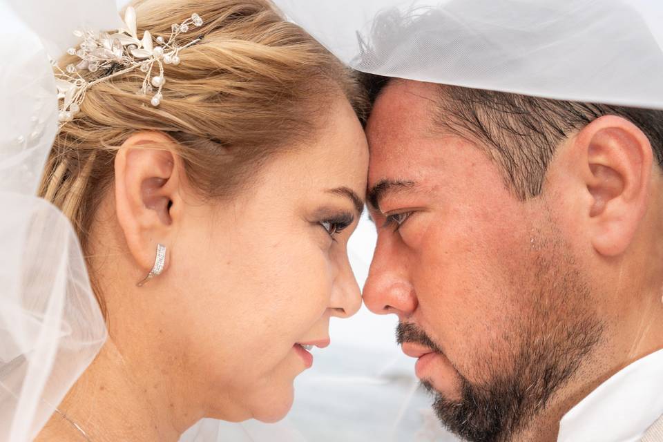 Casa Bichu, Aracely & Carlos