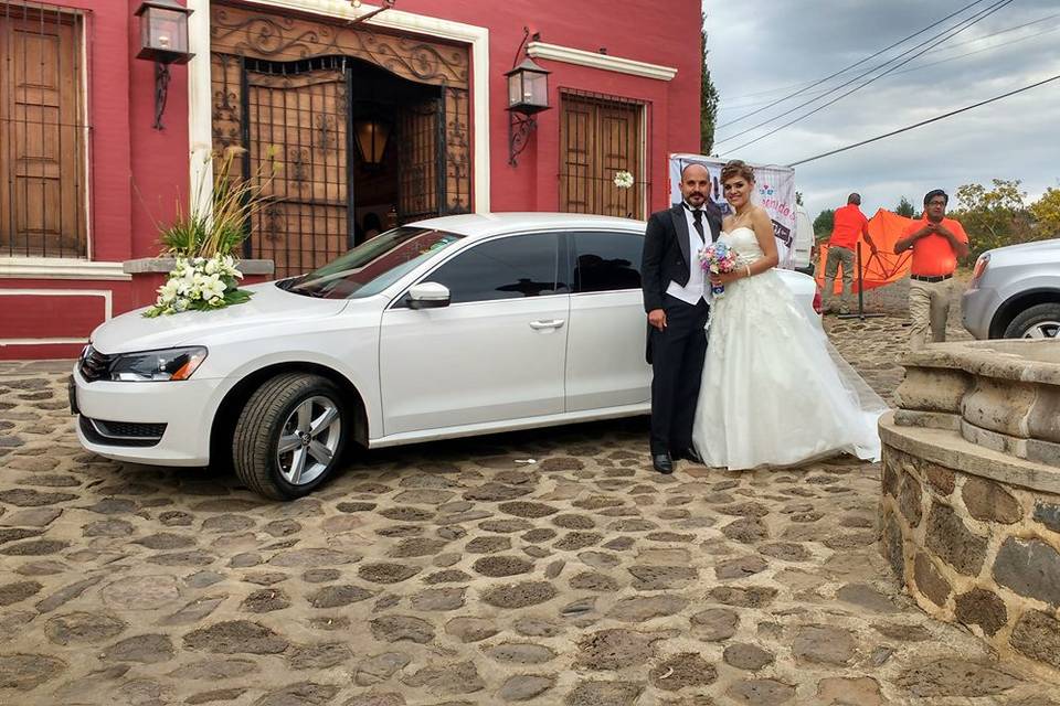 Felicidades a los novios