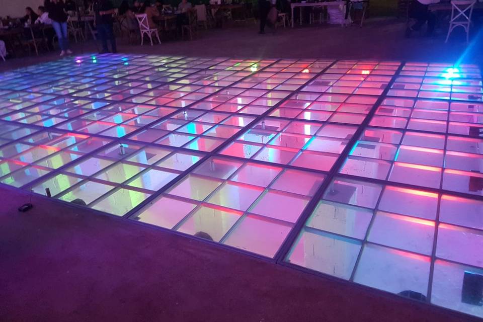 Pista de cristal iluminada