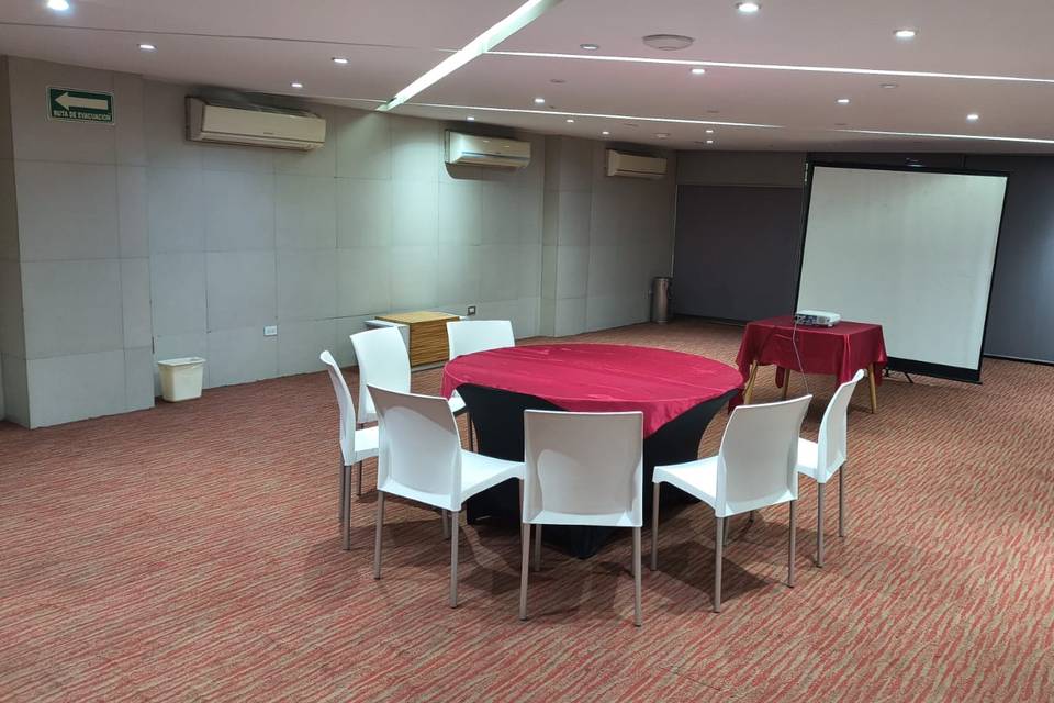 Salón B