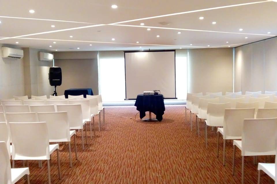 Salón b