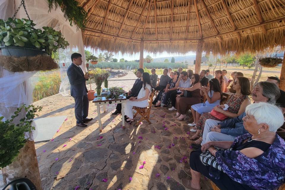 Ceremonia en lago