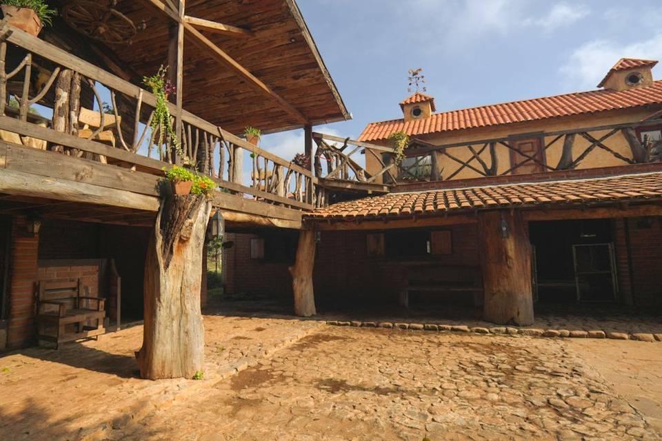 Caballerizas