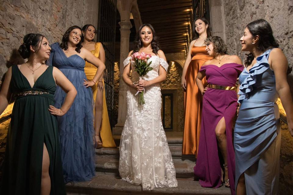 Hermosa compañía